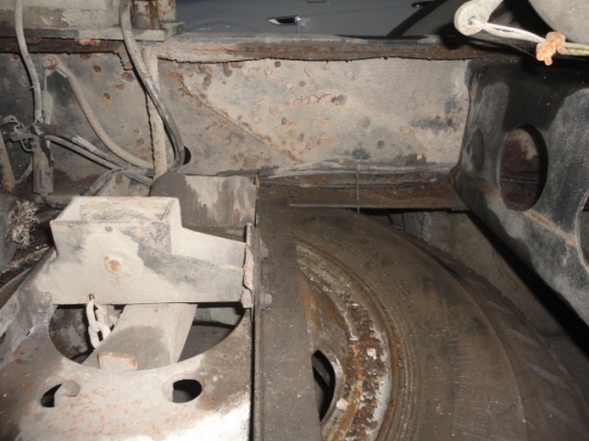 HINO  FL177 โหลดล่างค่ะ  15,000  ลิตรค่ะ