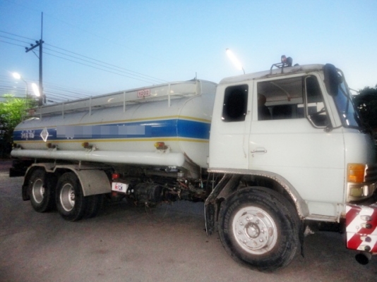 HINO  FL177 โหลดล่างค่ะ  15,000  ลิตรค่ะ