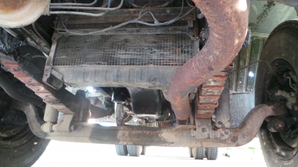 HINO  FL177 โหลดล่างค่ะ  15,000  ลิตรค่ะ