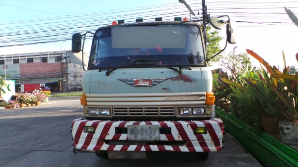 HINO  FL177 โหลดล่างค่ะ  15,000  ลิตรค่ะ