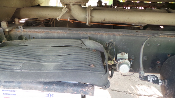 HINO  FL177 โหลดล่างค่ะ  15,000  ลิตรค่ะ