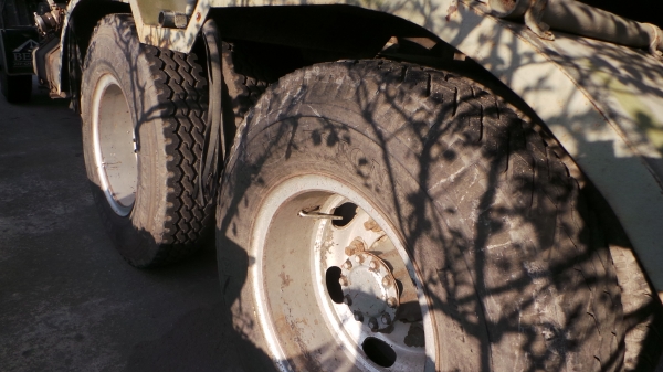 HINO  FL177 โหลดล่างค่ะ  15,000  ลิตรค่ะ