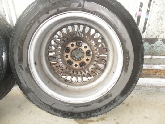 ล้อแม็ก 15นิ้ว 5รูBMW พร้อมยาง