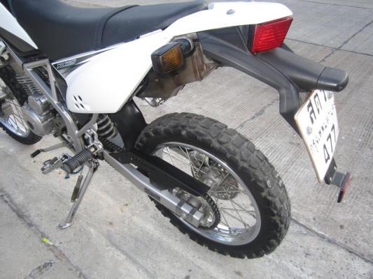 ขายด่วน KLX125ปี53ใหม่มากหัวฉีดสตาทมือววิ่งน้อย15000kmชุดโอนครบ