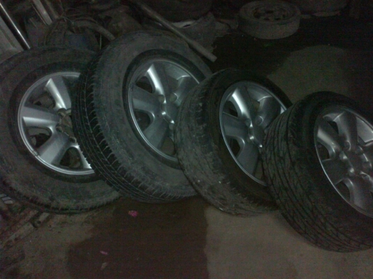 ขายแม็คขอบtoyotaขอบ17ขายต่อครับพร้อมยาง ขายแม็คขอบtoyotaขอบ17ขายต่อครับพร้อมยาง