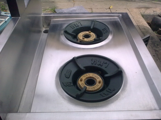 ขายเตาแก๊สตู้สแตเลส 2 หัว ขายเตาแก๊สตู้สแตเลส 2 หัว