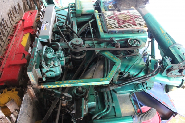 ขายรถเกี่ยวข้าวไทยเส็งยนต์