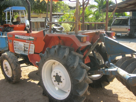 ขายด่วนรถไถนาคูโบต้า L 2802 DT 4WD 4X4เพาเวอร์สวยเดิมๆ