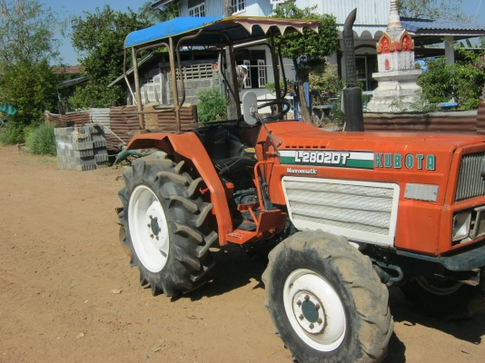 ขายด่วนรถไถนาคูโบต้า L 2802 DT 4WD 4X4เพาเวอร์สวยเดิมๆ
