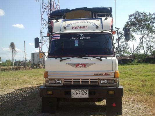 ขายรถสิบล้อ HINO 10 ล้อ 1 เพลา สภาพดีพร้อมใช้งาน ขายรถสิบล้อ HINO 10 ล้อ 1 เพลา สภาพดีพร้อมใช้งาน