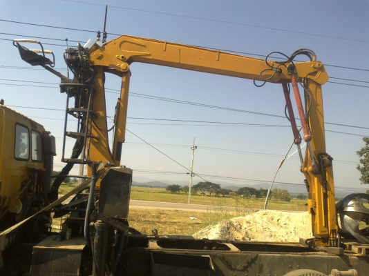 ขายเครนติดรถบรรทุก UNIC EPSILON 2.5 ตัน นั่งบังคับเหมือนแบคโฮ