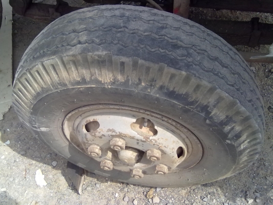 หกล้อติดเครน  HINO KM 777