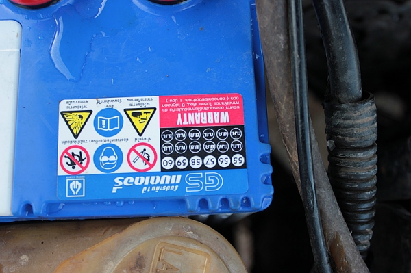 ขายฮีโร่  รถบ้านแท้  เครื่องเสียงใหม่  ติดฟีล์มใหม่ครับ