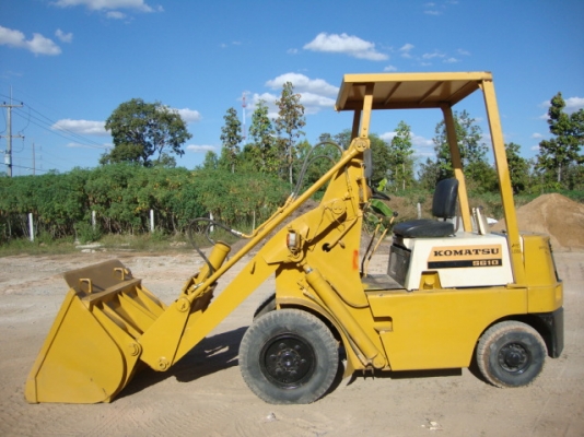 ขายรถตัก komatsu รุ่น sd 10 เก่านอกพร้อมใช้