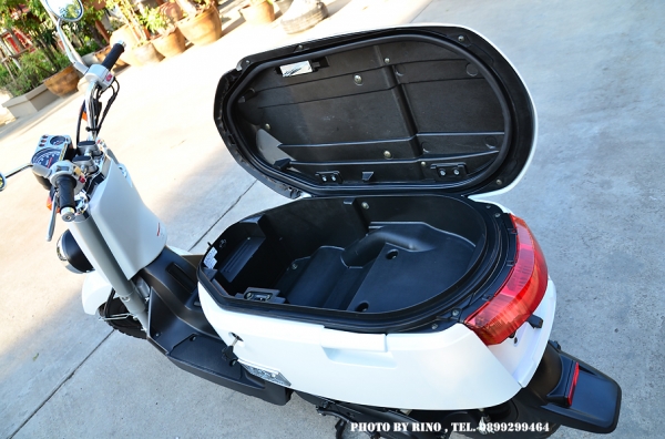 ขาย Yamaha Vox Deluxe สีขาว ปี09 รถประกอบใหม่ มือ 1 เมืองไทย สภาพเยี่ยมมากๆ