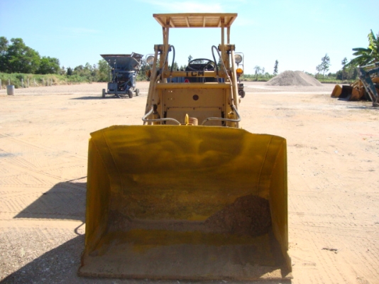 ขายรถตัก tcm ร่น 10 เก่านอก สภาพสวยมาก พร้อมใช้