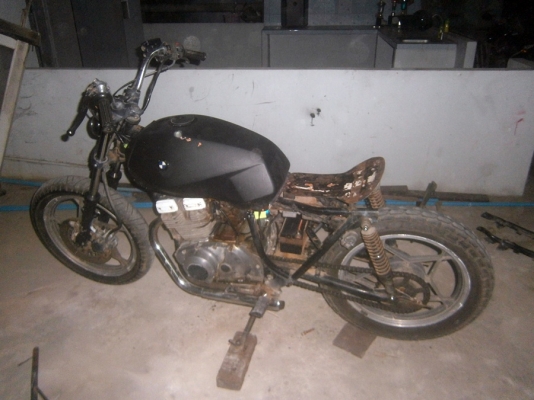 ขายซูซูกิ 250 cc เครื่องดีครับ ขายซูซูกิ 250 cc เครื่องดีครับ