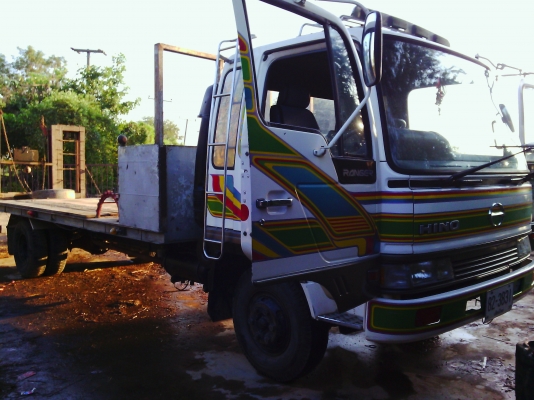 ขายรถบรรทุกรถเกี่ยวข้าวสวยๆครับ ขายรถบรรทุกรถเกี่ยวข้าวสวยๆครับ