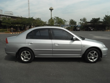 ปี 2003 HONDA, CIVIC 1.7 VTi-L โฉม Dimention เกียร์ออโต้
