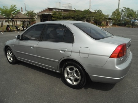 ปี 2003 HONDA, CIVIC 1.7 VTi-L โฉม Dimention เกียร์ออโต้