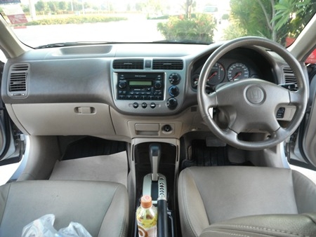 ปี 2003 HONDA, CIVIC 1.7 VTi-L โฉม Dimention เกียร์ออโต้