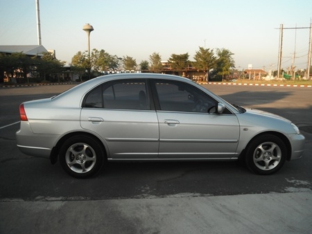 ปี 2003 HONDA, CIVIC 1.7 VTi-L โฉม Dimention เกียร์ออโต้