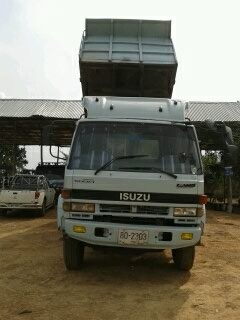 ขาย10ล้อISUZU ROCKY 210 เกียร์ฟูลเลอร์