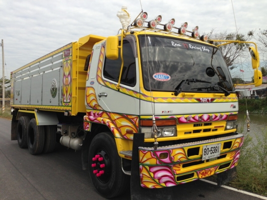 ขาย FUSO 2 เพลา 10 เกียร์
