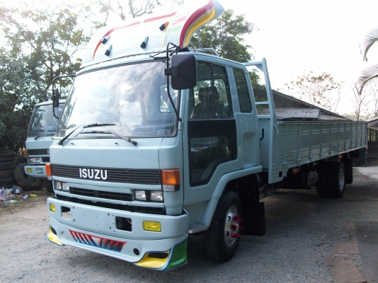 มาอีกแล้วครับ 6ล้อ สภาพพร้อมใช้ครับ