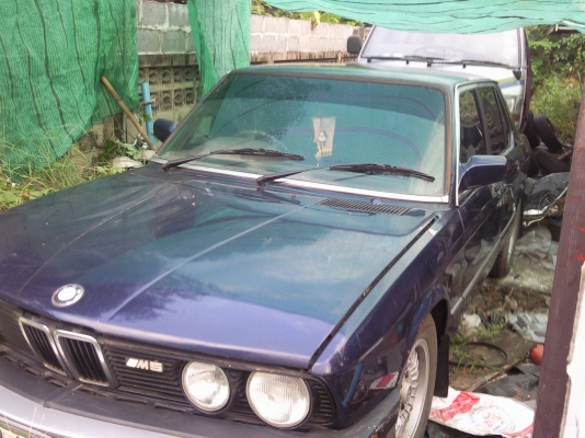 ขายbmw520i e28 42000