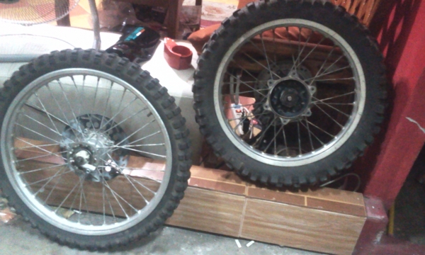 ขายวงล้อวิบาก did japan ของxr ราคา4000บาทหน้า-หลัง