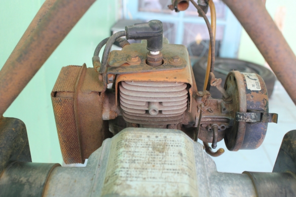 เครื่องตบดินแบบกระโดด "มิกาซ่า" MIKASAรุ่น MT-50Vขนาด 5 ตัน เครื่องตบดินแบบกระโดด "มิกาซ่า" MIKASAรุ่น MT-50Vขนาด 5 ตัน