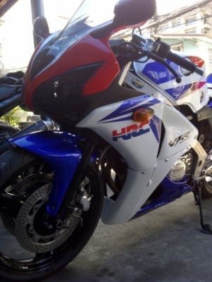 VFR400 NC24 รีบิวท์ใหม่ แฟริ่งแต่ง RC212 หน้า Cbr1000 ตัดลาย HRC ทะเบียนโอนขนส่งแท้ๆ