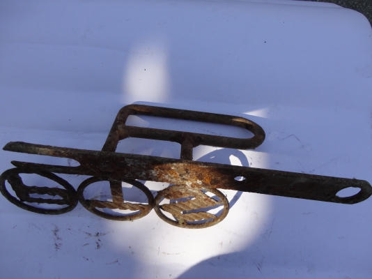 ขายอะไหล่ที่พักแท้่หลังมอไซค์เก่าเก็บ สนใจติดต่อโทร.081-005-8785