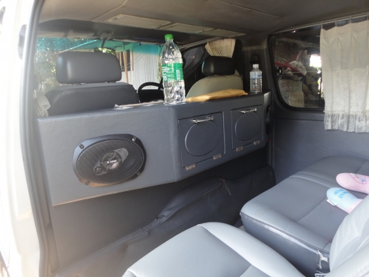 รถตู้สภาพเดิม