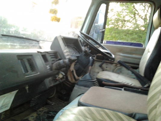 ISUZU ROCKY 175 HP TURBO 6BG1 สิบล้อดั๊มพ์ 2 เพลา ช่วงล่าง 2 เพลาเบรคใหญ่ของหลง FUSO อย่างดี ภายในเก่งสวยคอนโทรลครบ แอร์ พวงมาลัยเพาเวอร์ เบรคทริ๊ปฟี้ครบพร้อมใช้งาน กระบะดั๊มพืเหล็ก 12 ตันสภาพดี เอกสารทะเบียนครบถูกต้องทุกอย่างพร้อมโอนครับ