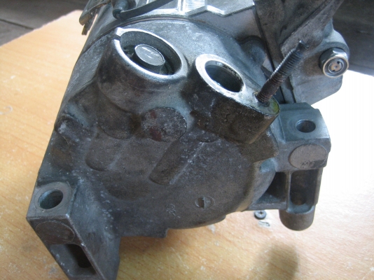 ขายคอมแอร์หกล้อISUZU DENSO JAPANสภาพดีครับ