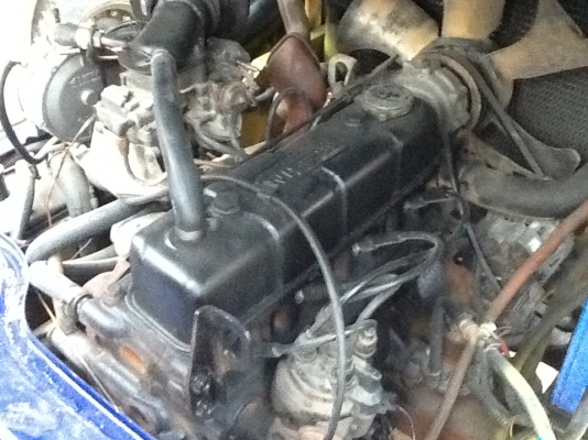 รถยกโคมัสสึรุ่น 17 น้ำหนักยก 1.5 ตัน เสาสูง 4 เมตร เกียร์ออโต้ เครื่องเบนซินติดแก๊สเรียบร้อย รถยกโคมัสสึรุ่น 17 น้ำหนักยก 1.5 ตัน เสาสูง 4 เมตร เกียร์ออโต้ เครื่องเบนซินติดแก๊สเรียบร้อย