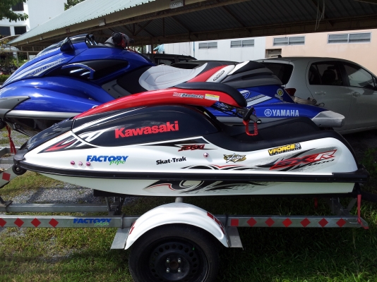 ขาย เจ็ทสกี เรือยืน Kawasaki Sxr800 2011
