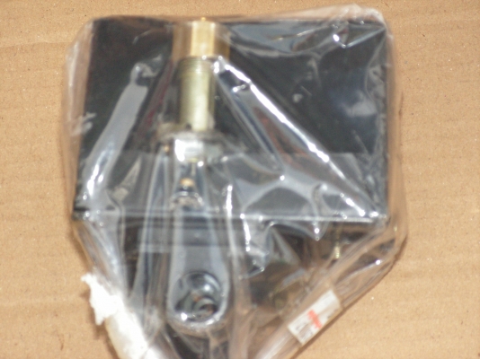 ออโต้สวิทย์ปั๊มลมโรตารี่50ลิตร(พี่สมหวังอยู่พังงารับไปดูเเลต่อแล้วครับ)