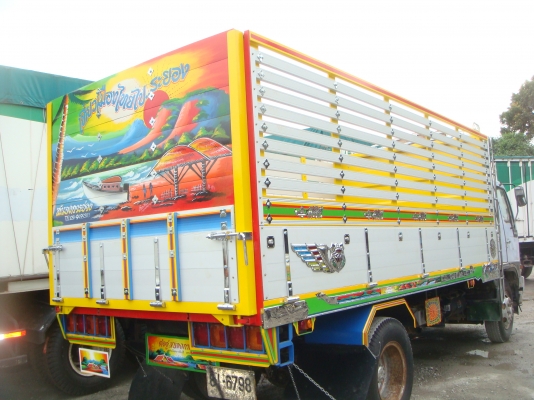 สวัสดีปีใหม่-2556-พี่เสือ-ทีมงาน-เเละเพื่อนๆสมาชิกทุกท่าน