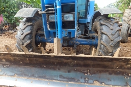 รถไถนาฟอร์ด 6640 (รถนอก)ปี55 ใช้งาน 5404 ชม. คานหน้าคาเรโร่ 2 เพลา รถไถนาฟอร์ด 6640 (รถนอก)ปี55 ใช้งาน 5404 ชม. คานหน้าคาเรโร่ 2 เพลา