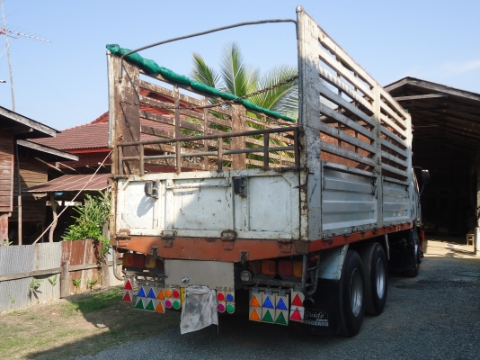 ต้องการขาย 10 ล้อ Hino 3H 195แรงม้า