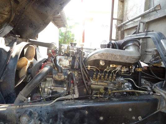 ต้องการขาย 10 ล้อ Hino 3H 195แรงม้า