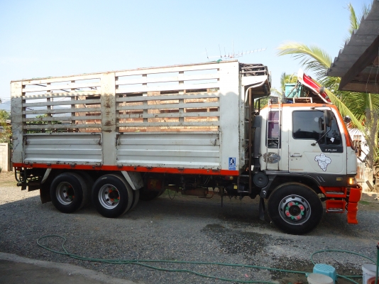 ต้องการขาย 10 ล้อ Hino 3H 195แรงม้า