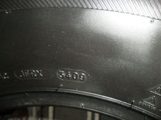 ยาง MICHELIN 265/70R16 ปี09