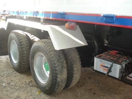 ขาย HINO SUMO 227 ดั๊ม 2 เพลา เครื่อง EM100 220 แรงม้า กระบะเหล็กคอกเกษตร