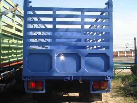 ขาย 6 ล้อ ISUZU NKR 110 กระบะเหล็ก ดี๊ม