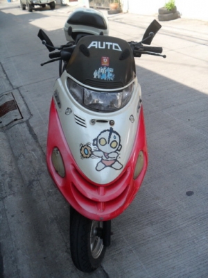 ขาย BIG SCOOTER JRD STROMครับ ทะเบียนพร้อมโอน 5000บาท