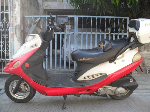 ขาย BIG SCOOTER JRD STROMครับ ทะเบียนพร้อมโอน 5000บาท